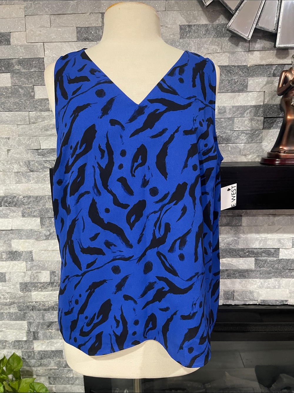 Nine West Womens Abstract Blue/Black V-Neck Sleeveless Tank Blouse Woven L